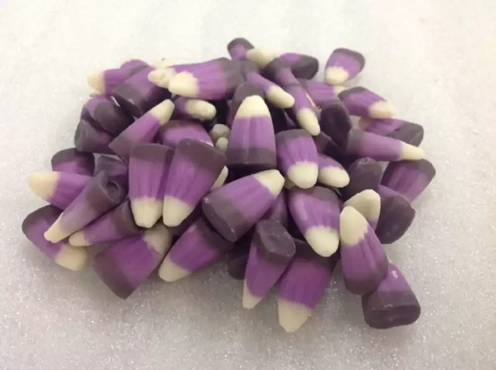 Beulah’s Candyland Fall / Halloween / Thanksgiving Candy Candy Corn Blackberry Cobbler Flavor Fall Candy 2 Pounds