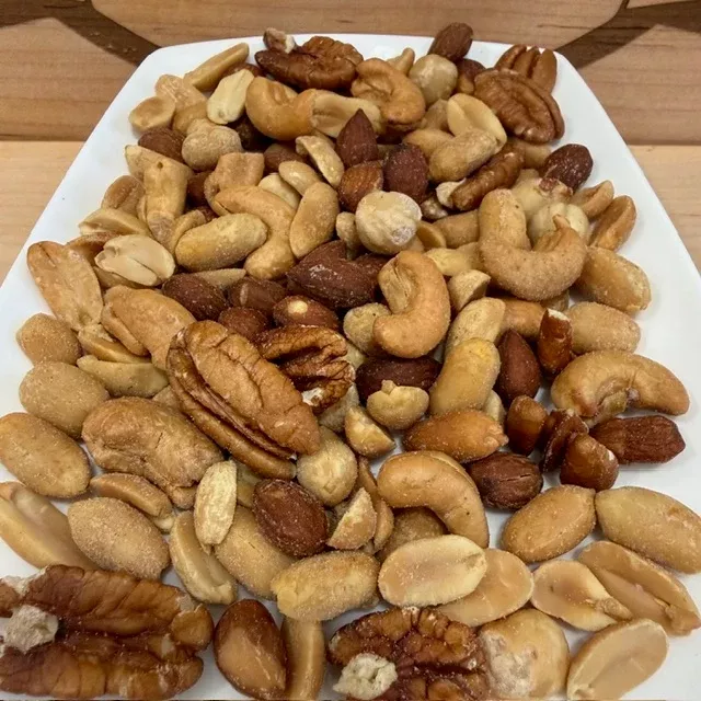 Deluxe Mixed Nuts