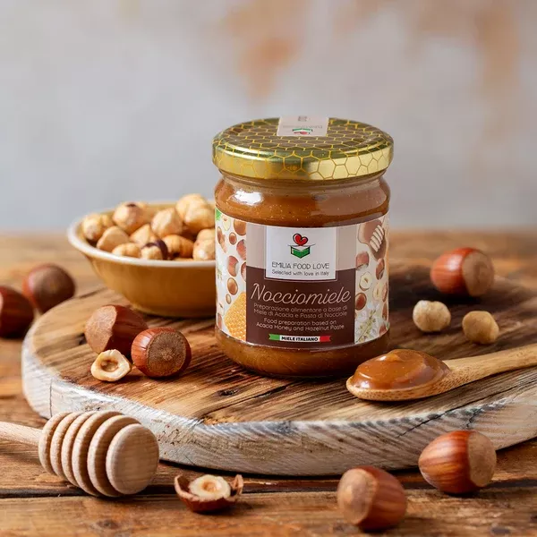 Nocciomiele - Acacia Honey and Hazelnut Paste Preparation